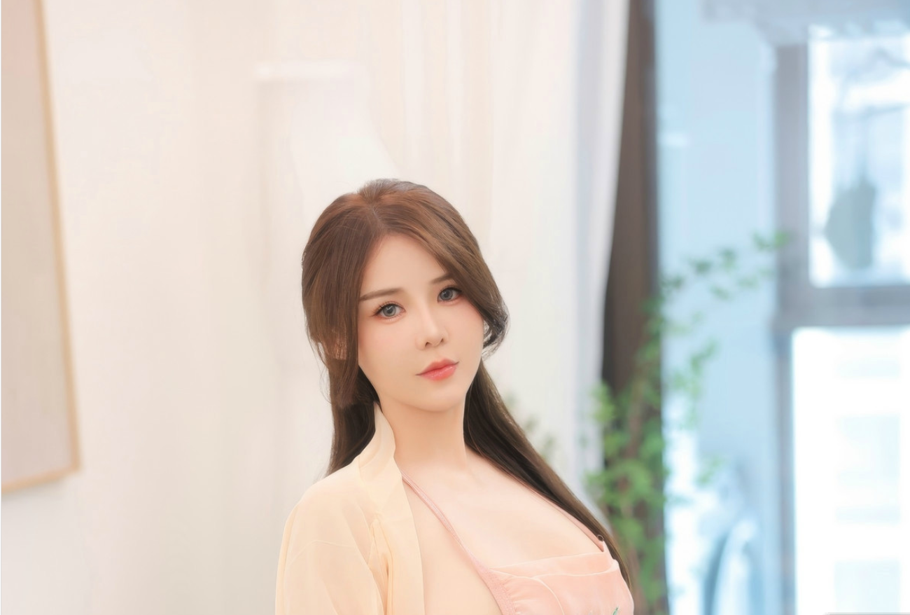 8906_试衣良人美的使者软软酱私房感性_第1