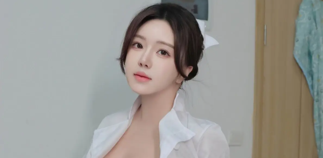 9745_女天使小薯条nienie感性白色护士装露网状丝贴身衣服